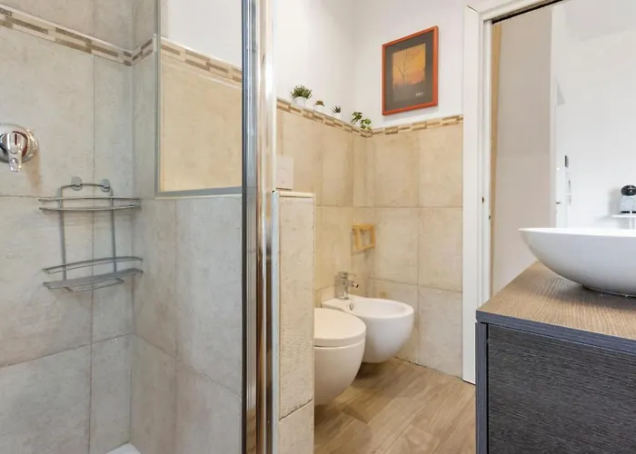 Loft Corso Trieste Free Parking & Kitchen Semesterbostad