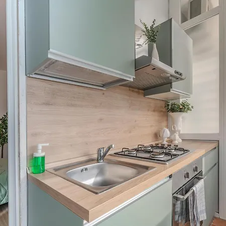 Loft Corso Trieste Free Parking & Kitchen Будинок відпочинку Барі