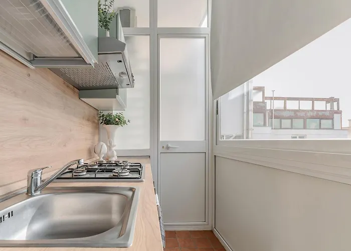 Loft Corso Trieste Free Parking & Kitchen *